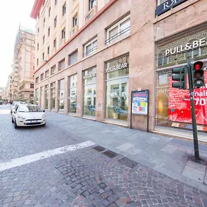 Art Gallery Apartment Genoa
