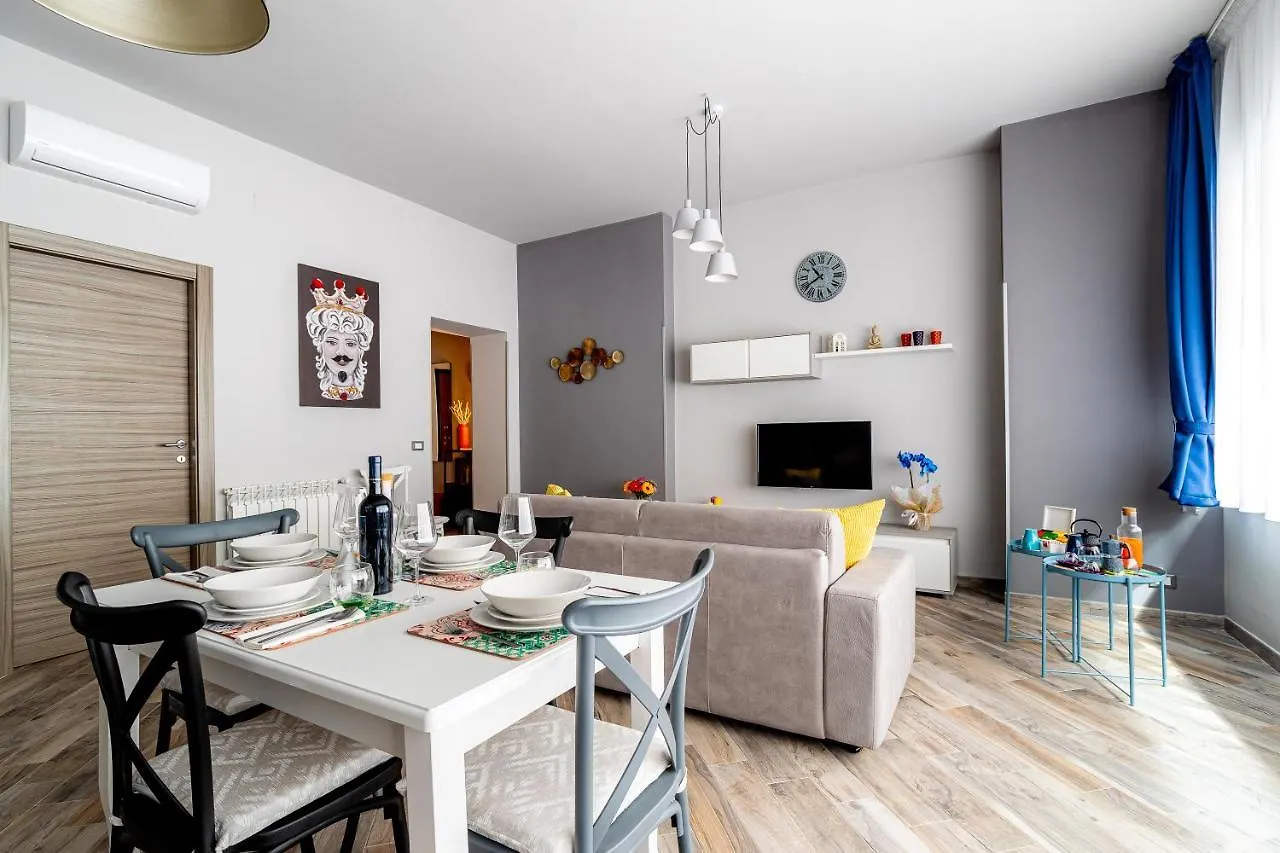 Dream Home Palermo 0*,